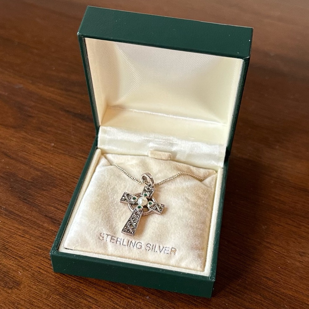 Solvar Irish Sterling Silver Marcasite Pearl Emeralds Cross Pendant Necklace